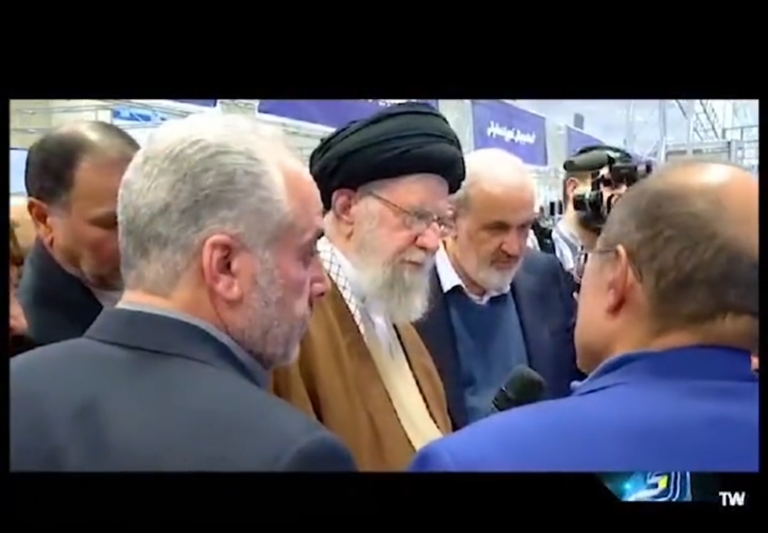 تصویر گزارش بازدید رهبر معظم انقلاب از آخرین دستاوردهای گل‌گهر در حوزه بومی‌سازی*