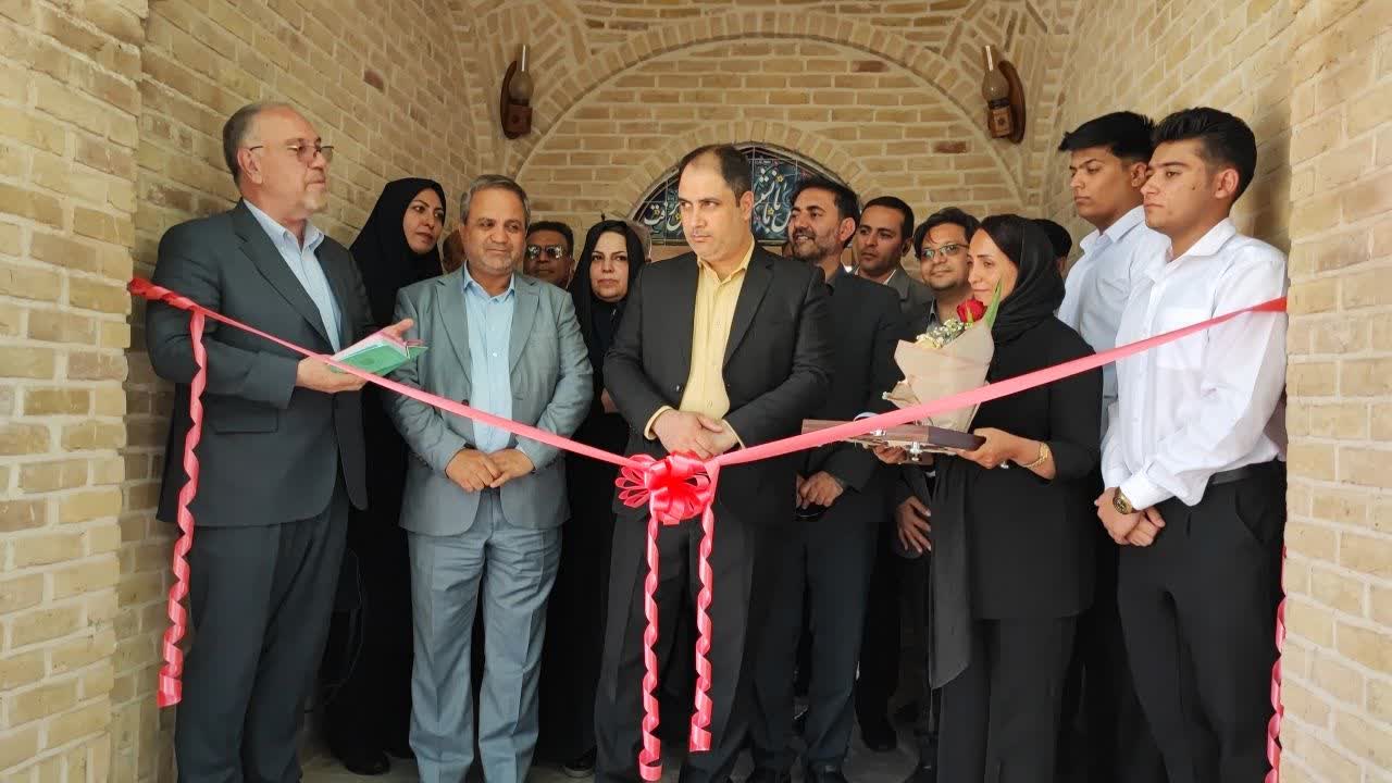 تصویر افتتاح مرکز بوم‌گردی طرفه سپیدار سیرجان همزمان با هفته گردشگری