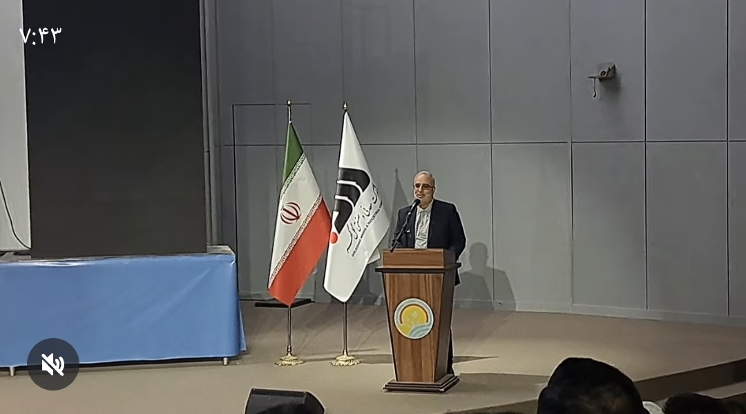 تصویر هم اکنون   سخنان آقای دکتر فداکار استاندار کرمان  در افتتاحیه نمایشگاه  شنیدنی بود...*